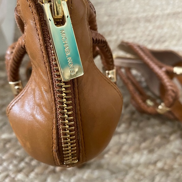 Michael Kors Sandals size 7 1/2. - Picture 5 of 5